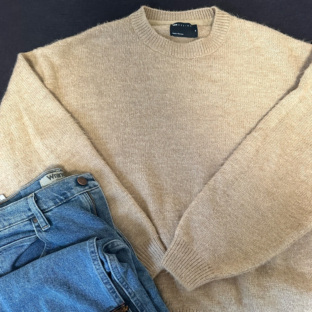 ASOS Men's Beige Crewneck Sweater